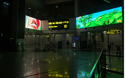 Màn hình led trong nhà tại sân bay NB