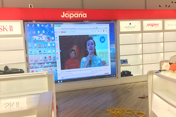 màn hình led trong nhà